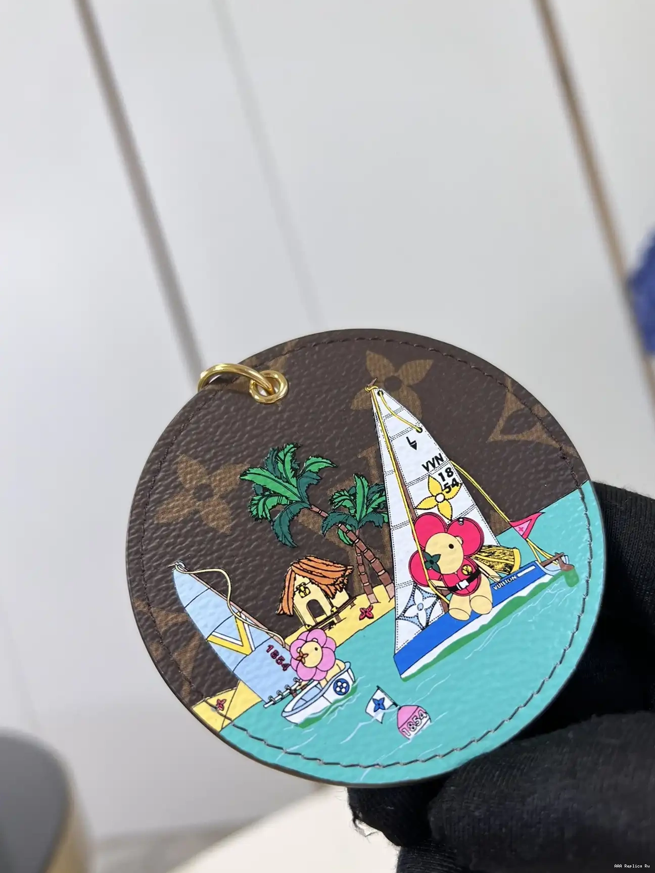 AAA Pruses Bags LOUIS Holder Skate And Key Ice VUITTON Bag Charm Illustre 0626